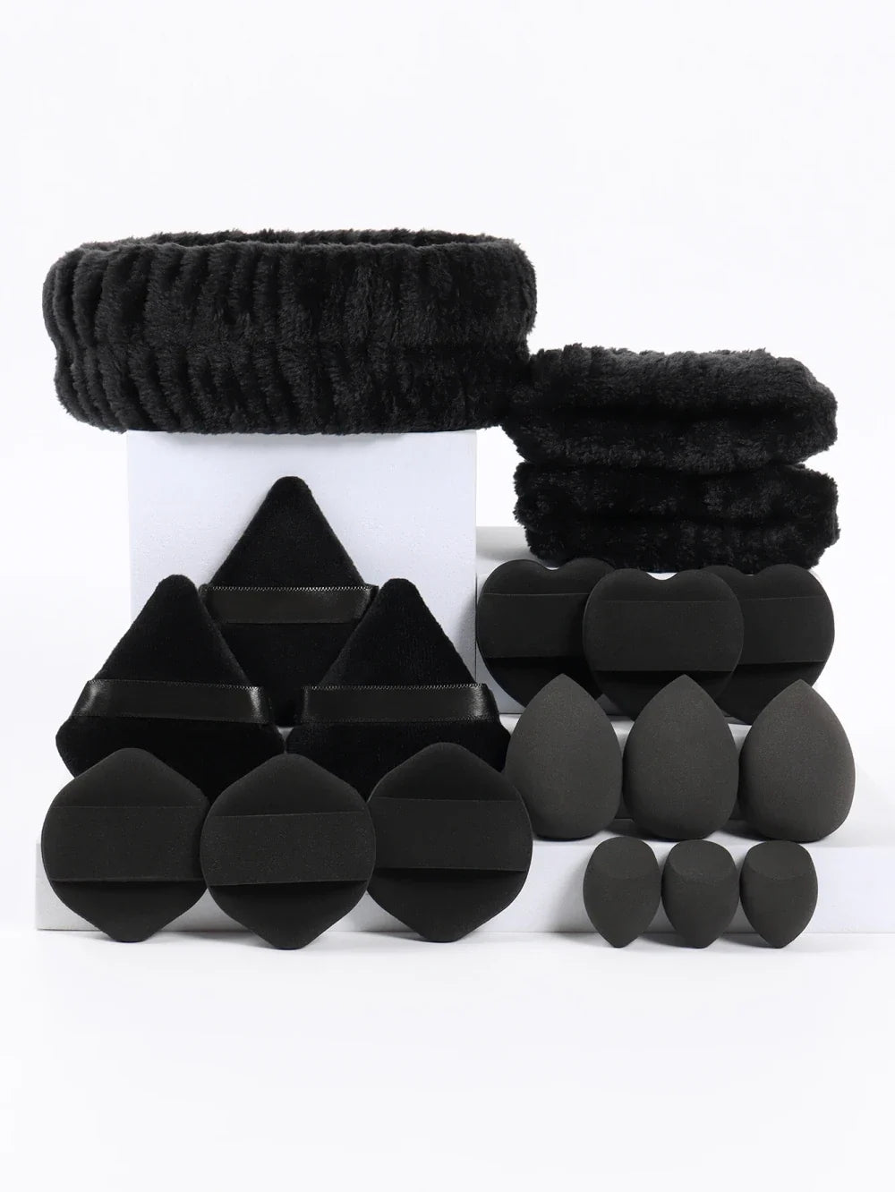 18 Piece Soft Cosmetic Makeup Tool Set